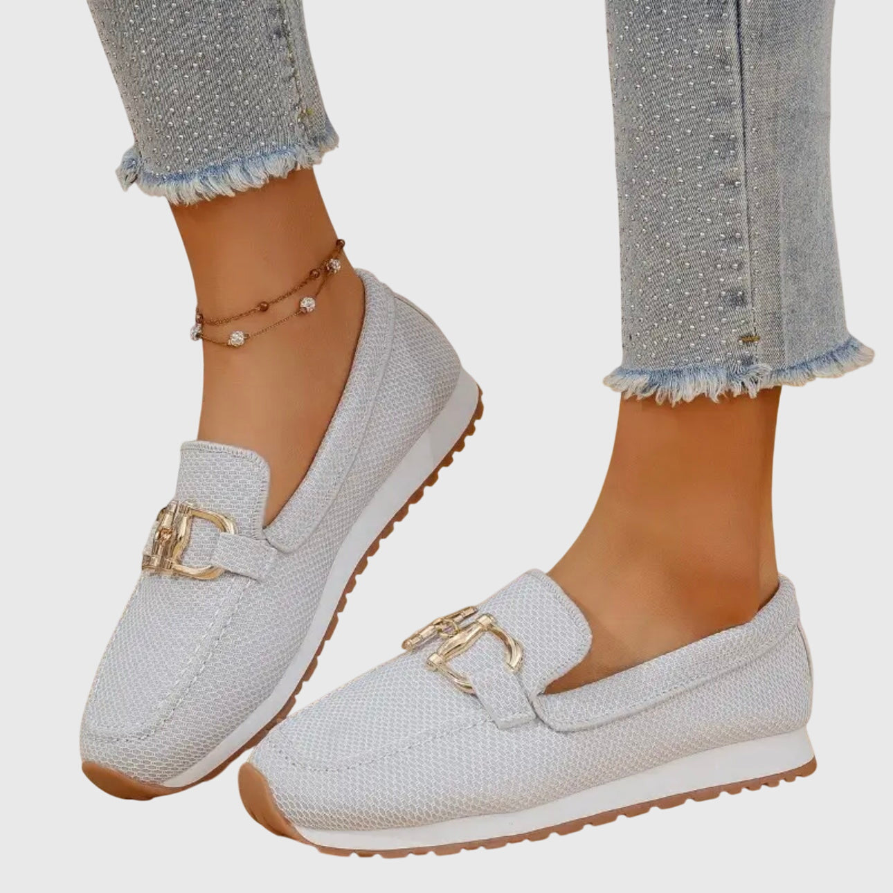 White / 12