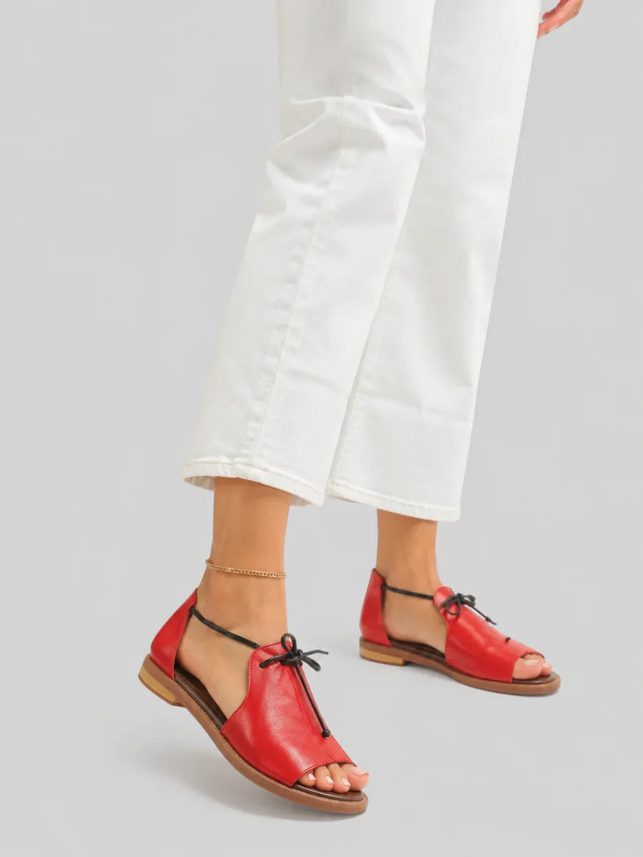 Red / 12