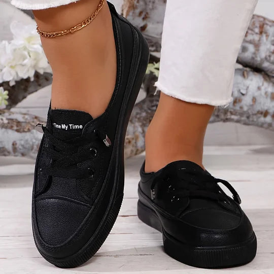 Black / 12