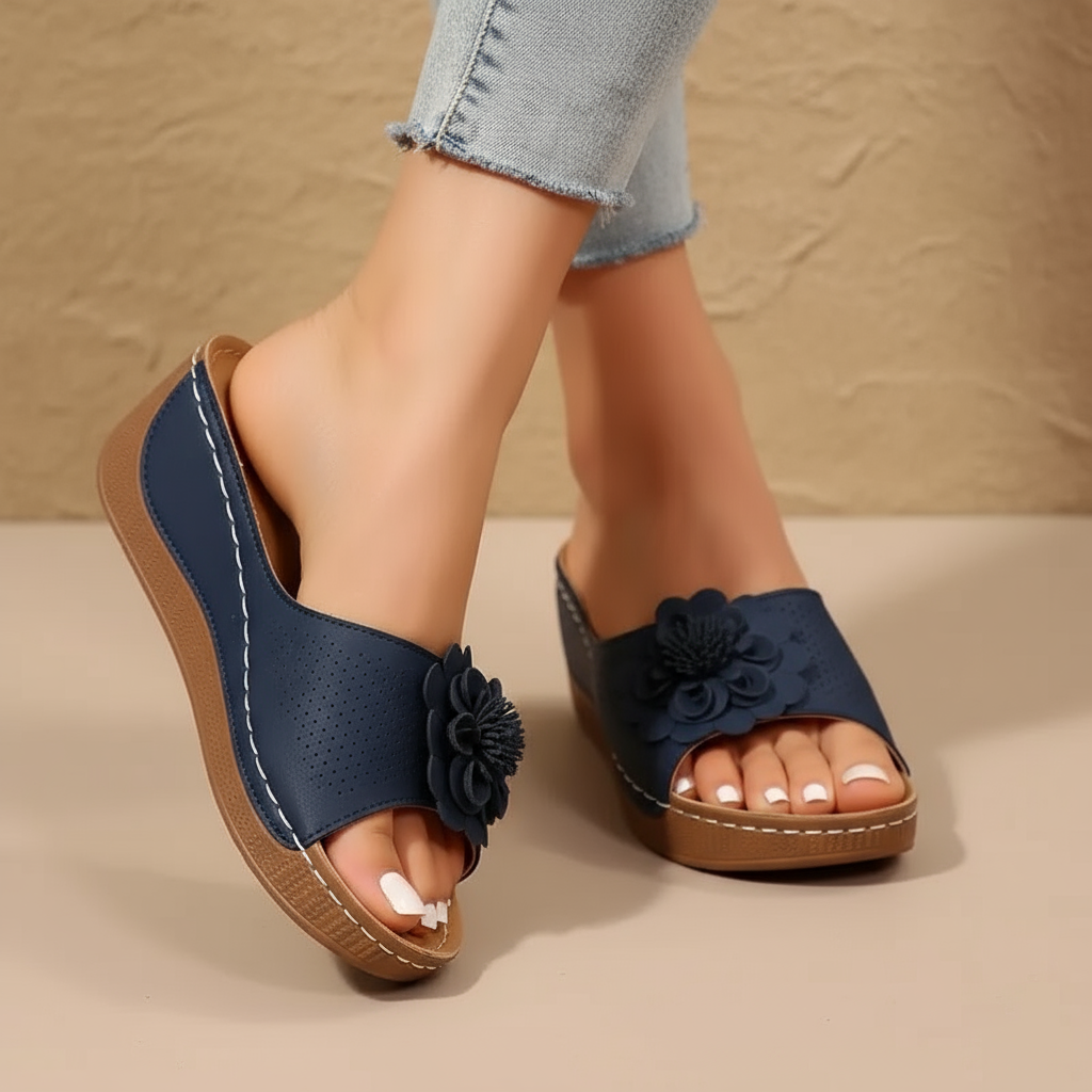 Blue / 12
